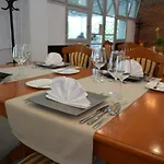 Bed & Breakfast Romahegy Rendezvenyhaz