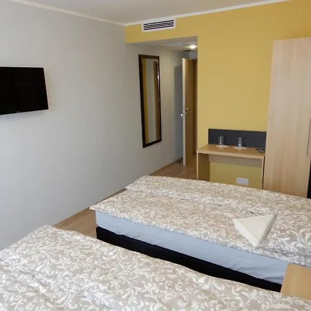 Romahegy Rendezvenyhaz 4* Kaposvár