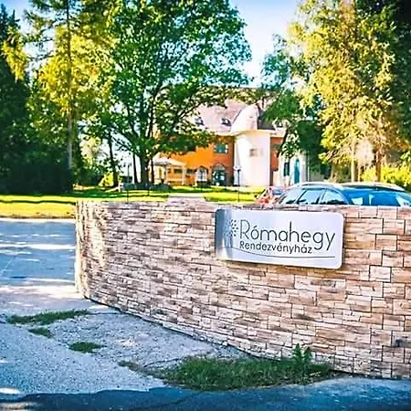 Romahegy Rendezvenyhaz Frühstückspension Kaposvár